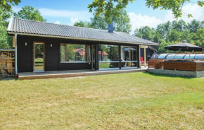 Cozy Home In Löttorp With Heated Swimming Pool